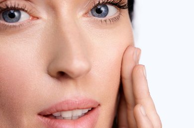 anti-aging-skincare-what-is-the-difference-between-a-cream-and-a-serum