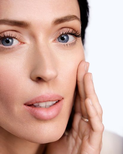 anti-aging-skincare-what-is-the-difference-between-a-cream-and-a-serum