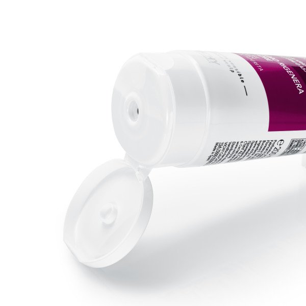 Tapa producto dercos bálsamo regenerador